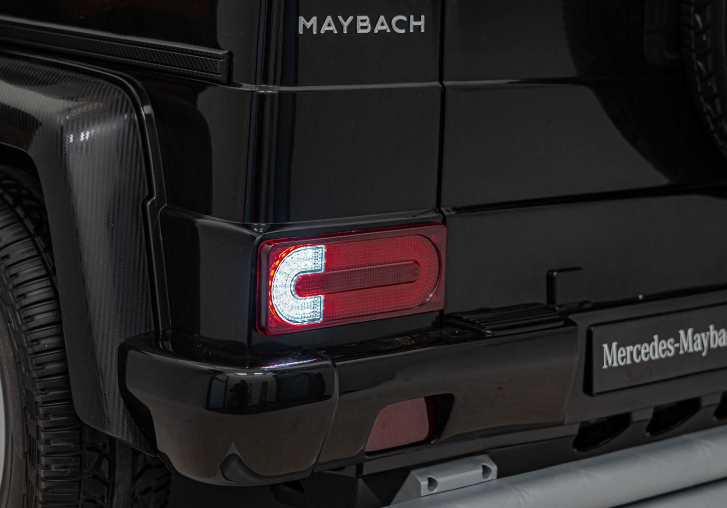 Pojazd Mercedes Benz MAYBACH G650 Czarny - www.zabawki - sensoryczne.pl