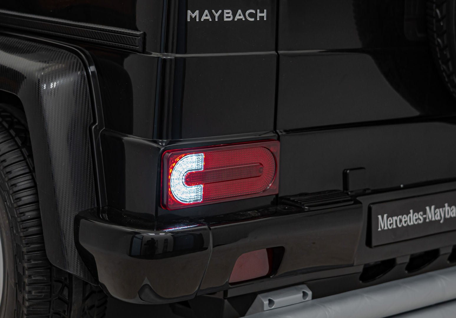 Pojazd Mercedes Benz MAYBACH G650 Czarny - www.zabawki - sensoryczne.pl